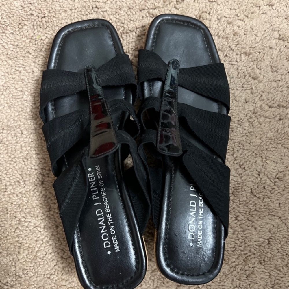 Donald pilner sandals 7.5